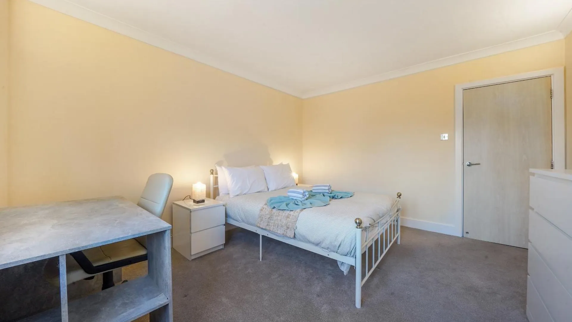 1 Bed Apartment City Of London Whitechapel